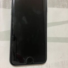 Apple iPhone SE2 128GB ブラック バッテリー100%