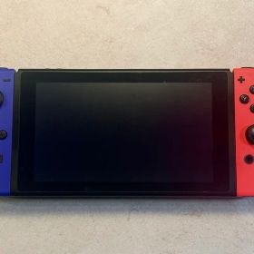 【初期化済】Nintendo Switch 本体 赤/青