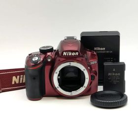Nikon D3200 ボディ レッド