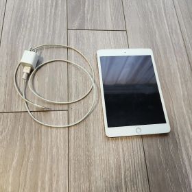 iPad mini 3 ゴールド 充電器付き