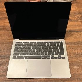 MacBook Air 13インチ M1チップ搭載256GB