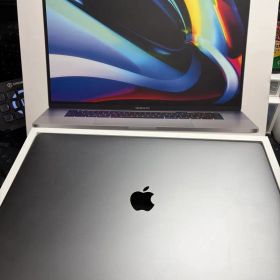 Apple MacBook Pro2019 Core i9/16インチ