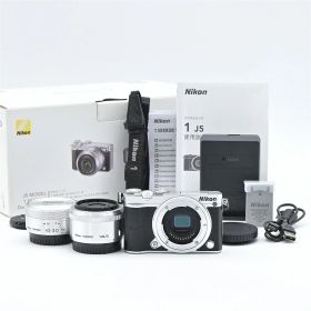 Nikon ニコン 1 J5 ダブルレンズキット シルバー J5WLKSL ミラーレス一眼レフカメラ【中古】