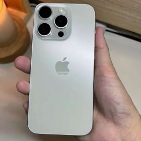 iPhone 15 Pro 128G台湾版 シャッター音なし SIMフリー 美品