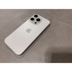 アップル(Apple)のApple iPhone 15 Pro ホワイトチタニウム 本体 128GB(スマートフォン本体)