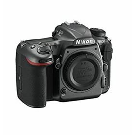 【中古】Nikon デジタル一眼レフカメラ D500 ボディ 100周年記念モデル(デジタル一眼)