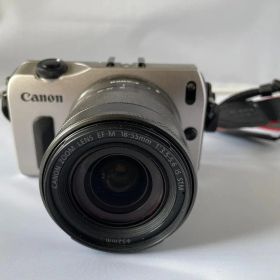 デジタルカメラ EOS DS126391 ·EOS M