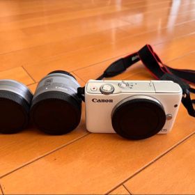 Canon EOS M ホワイト + 2本レンズセット