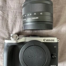 Canon EOS M6 ミラーレスカメラ 15-45レンズセット 超美品