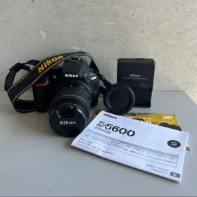 【箱付き・美品】Nikon D5600 一眼レフ 全セット