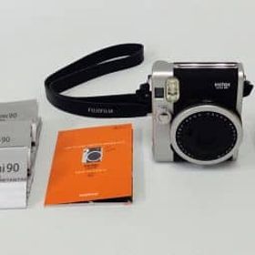 富士フイルム インスタントカメラ チェキ instax mini 90 ネオクラシック (ブラック) [INSTAX MINI 90 NC] カメラ