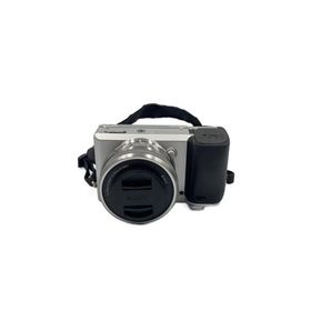 SONY◆デジタル一眼カメラ α6400 ILCE-6400Y ダブルズームレンズキット [シルバー]