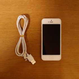 アイフォーン(iPhone)のiPhone 5s 32G シルバー&USB充電器セット(スマートフォン本体)