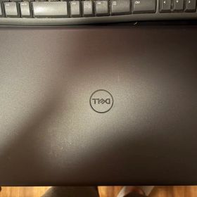 Dell Inspiron 15 3520ノートPC Intel Core i5