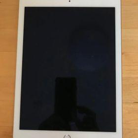 Apple iPad Air 2 16GB au セルラー 正常動作品