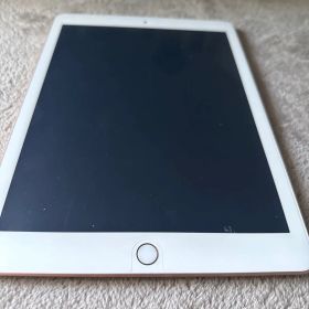 美品！！ iPad 第６世代 128GB Wi-Fiモデル 本体のみ