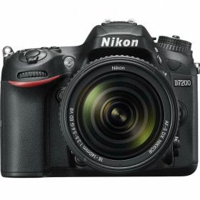 【中古】Nikon デジタル一眼レフカメラ D7200 18-140VR レンズキット D7200LK18-140