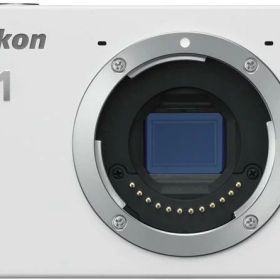 【中古】Nikon ミラーレス一眼カメラ Nikon 1 J1 ホワイト ボディ