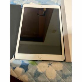 アップル(Apple)のアップル iPad 第8世代 32GB シルバー Wi-Fi＋セルラー(タブレット)