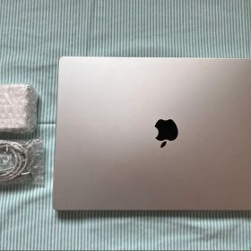 MacBook Pro 16インチ M1 Max 64/SSD2TB