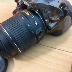 Nikon D5200 デジタル一眼レフカメラ