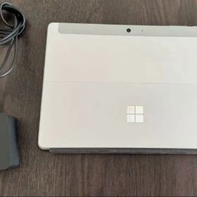 Microsoft 初代 Surface go LTEモデル