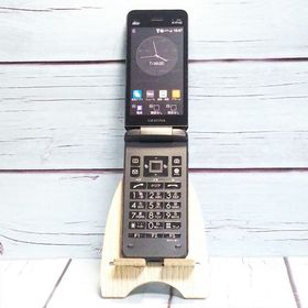 au GRATINA KYF42 ブラック 京セラ SIMロック 553