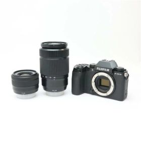 【中古】 《良品》 FUJIFILM X-S10 ダブルズームレンズキット ブラック [ デジタルカメラ ]