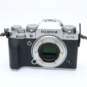 【中古】 《並品》 FUJIFILM X-T4 ボディ シルバー 【液晶チルト軸部品交換/各部点検済】 [ デジタルカメラ ]