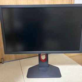 BenQ ZOWIE XL2411K 144hzゲーミングモニター 本体