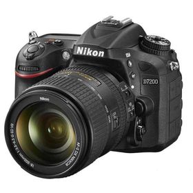 【中古】Nikon デジタル一眼レフカメラ D7200 18-300VR レンズキット D7200LK18-300