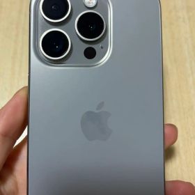 Apple iPhone 15 pro 256GB