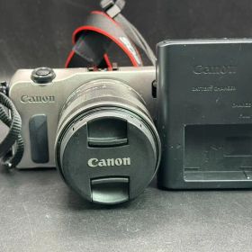 Canon キャノン EOS M ミラーレスデジタル一眼カメラ DS126391