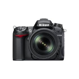 【平行輸入品】Nikon D7000 16.2 Megapixel Digital SLR Camera with 18-105mm Lens (Black)