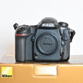 Nikon D500ボディ デジタル一眼レフカメラ 中古