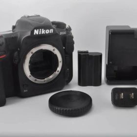 新品級の極上美品/動作◎ Nikon デジタル一眼レフカメラ D500 ボディ