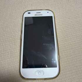 docomo らくらくホン F-42A ホワイト スマートフォン本体