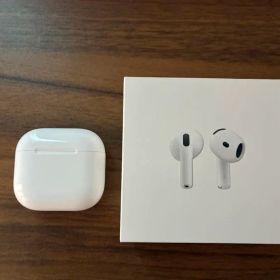 AirPods 4 （アクティブノイズキャンセリング非搭載）