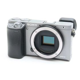 【中古】 《美品》 SONY α6000ボディ ILCE-6000 グラファイトグレー [ デジタルカメラ ]
