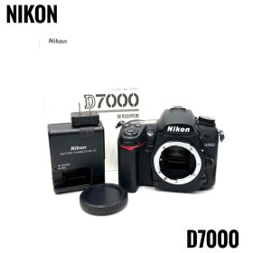 美品 Nikon ニコン D7000 デジタル一眼レフボディ