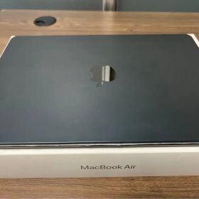 Apple MacBook Air M2 2022 新品¥85,000 中古¥60,000 | 新品・中古の