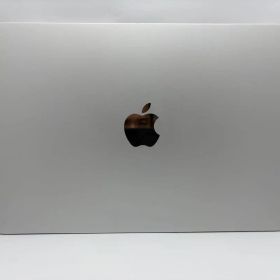 MacBook Air M2 13.6インチ 8GB 256GB