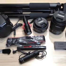 Canon EOS Kiss X10 / REBEL SL3 / 200D II