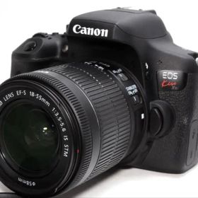 ❤️Wi-Fi内蔵＆自撮り❤️Canon EOS Kiss X8i レンズキット