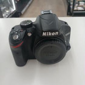 デジタル一眼レフ D3200 NIKON