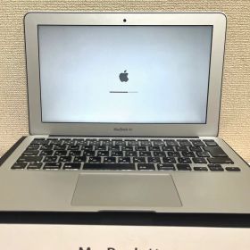 MacBook Air 11インチ LED バックライトワイドスクリーン