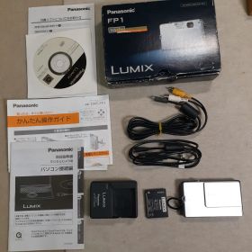 Panasonic LUMIX DMC FP1 デジタル カメラ