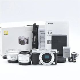 Nikon ニコン 1 J5 ダブルレンズキット シルバー J5WLKSL ミラーレス一眼レフカメラ【中古】