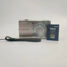 Nikon Coolpix S6200 Compact DIGITAL Camera コンパクトデジタルカメラ クールピックス ニコン