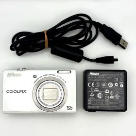 【完動品】Nikon COOLPIX S6200 ホワイト